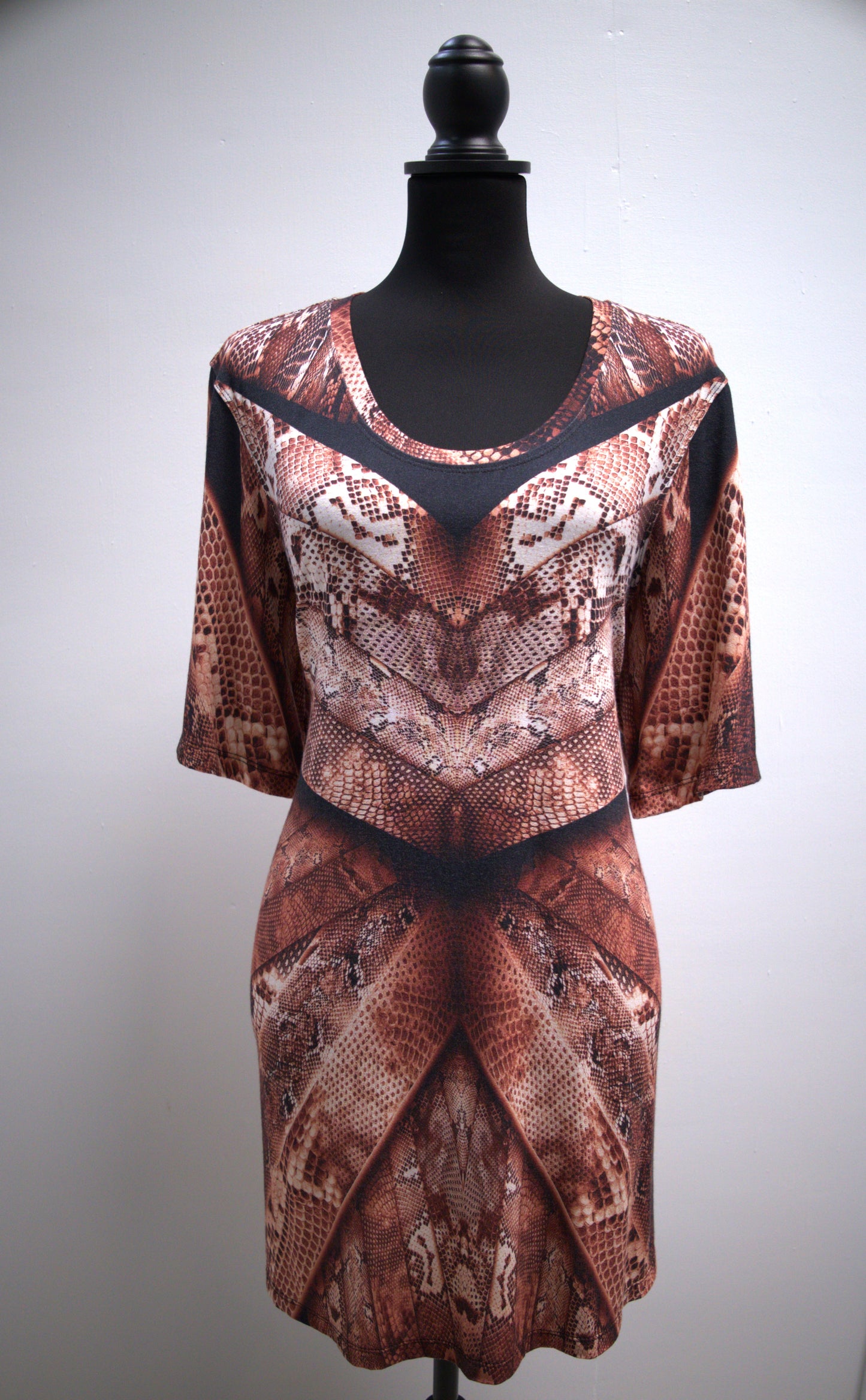 LKC LDT Short Sleeve Snake Skin Tunic