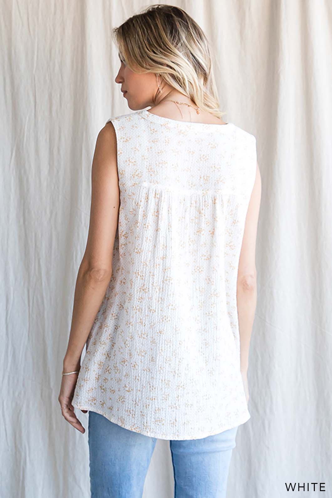 63563W - Women's Cotton Gauze Floral Sleeveless Top