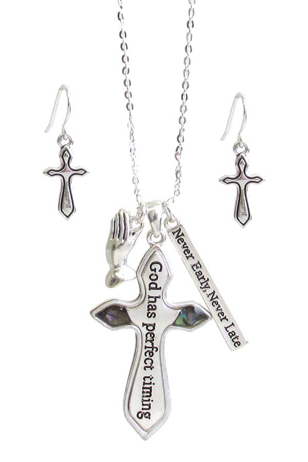 INSPIRATION NECKLACE SET