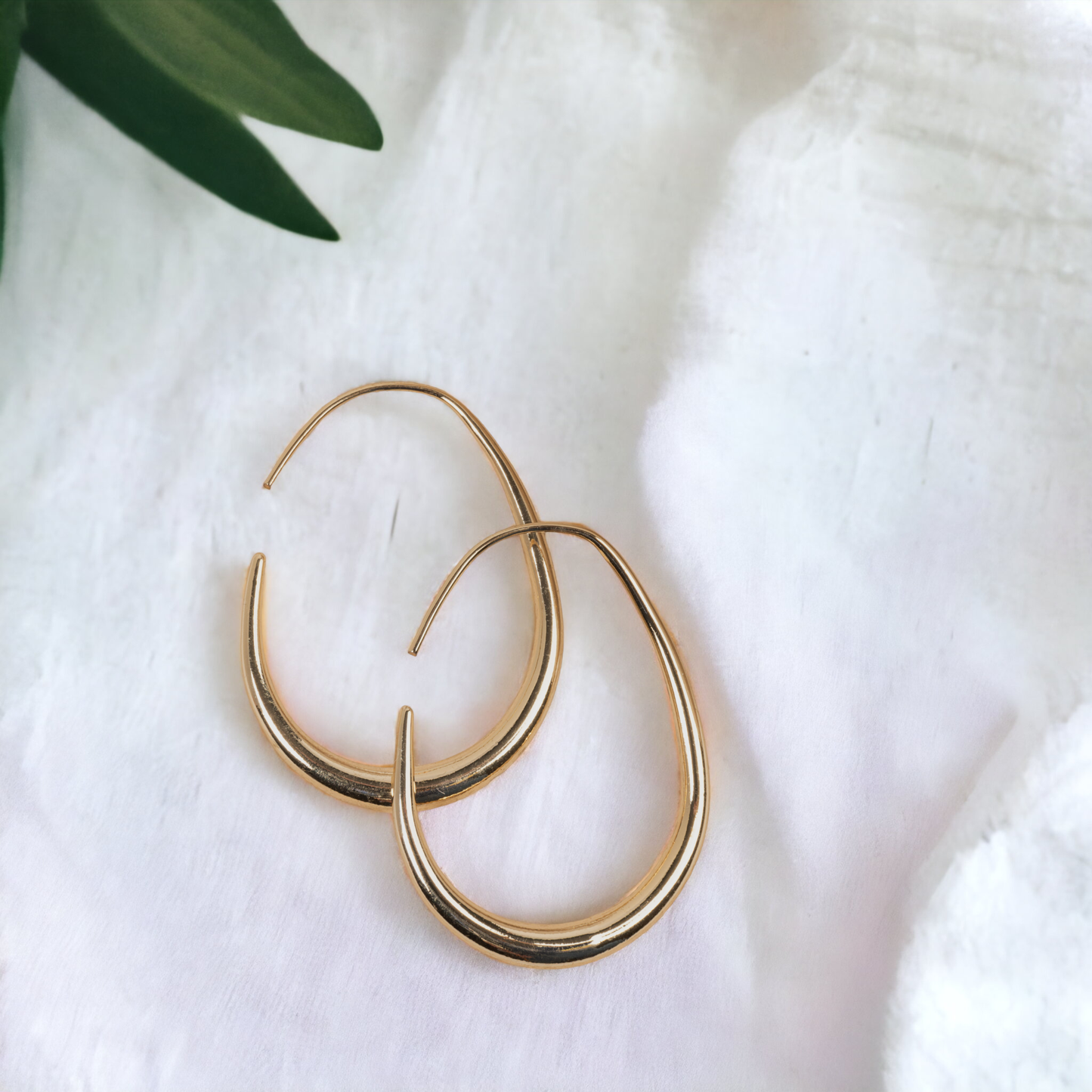 Graduated Oval Hoop Earrings