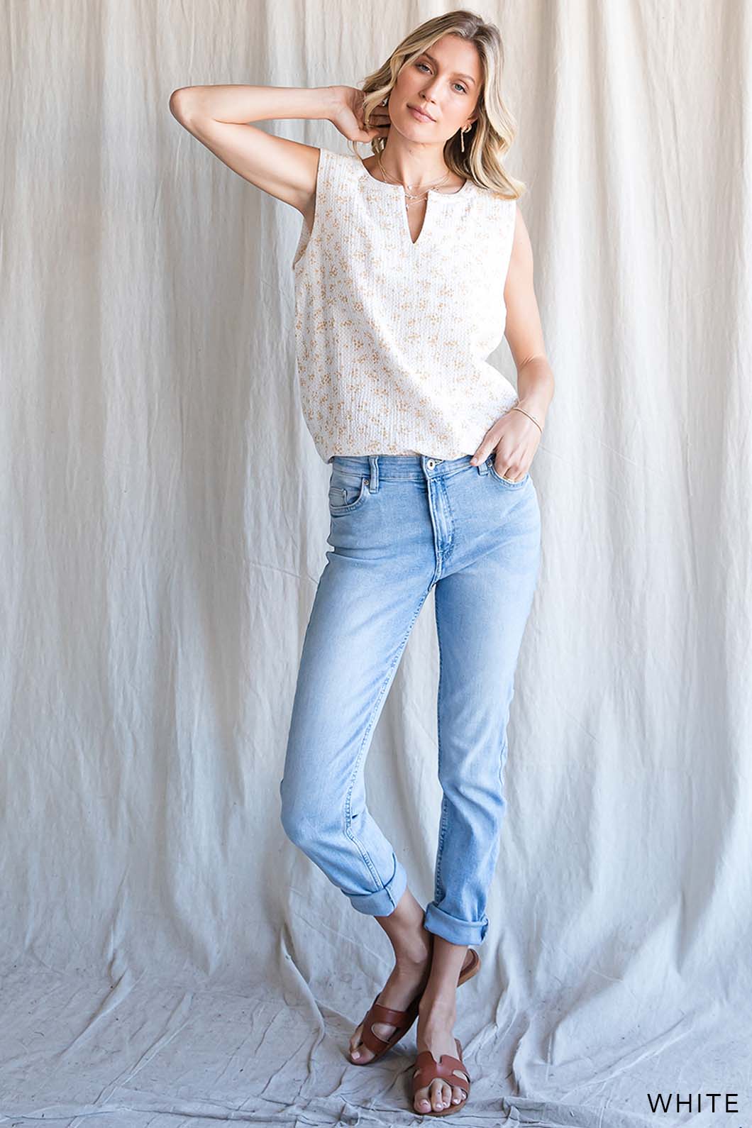 63563W - Women's Cotton Gauze Floral Sleeveless Top
