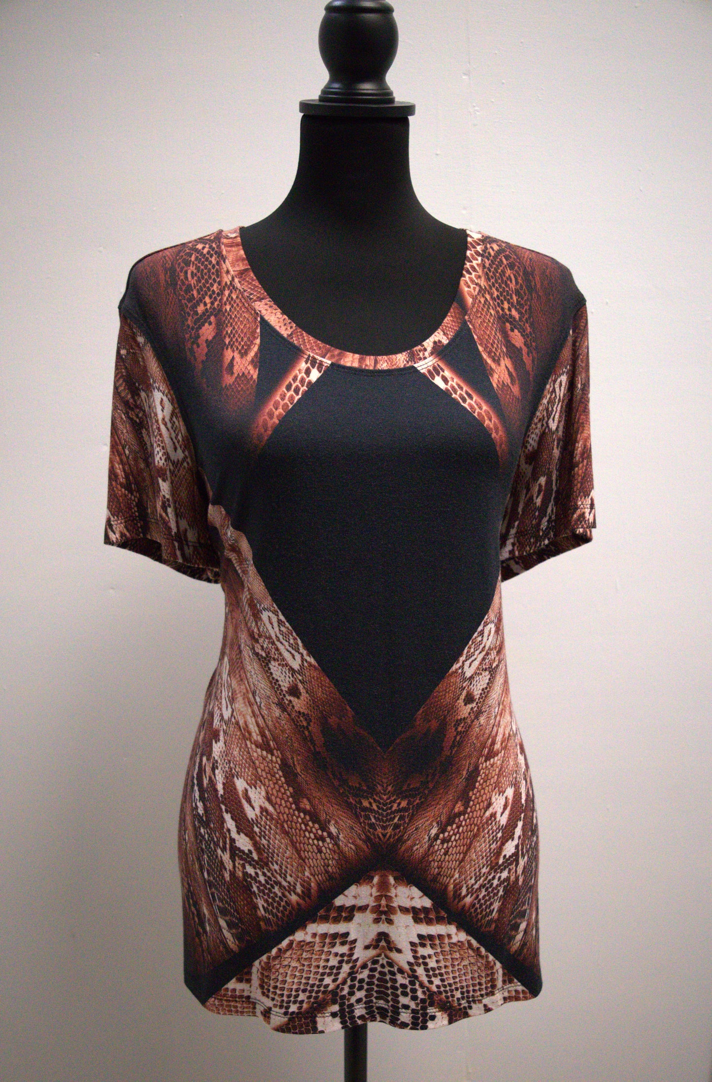 LKC LDT Short Sleeve Snake Skin Tunic
