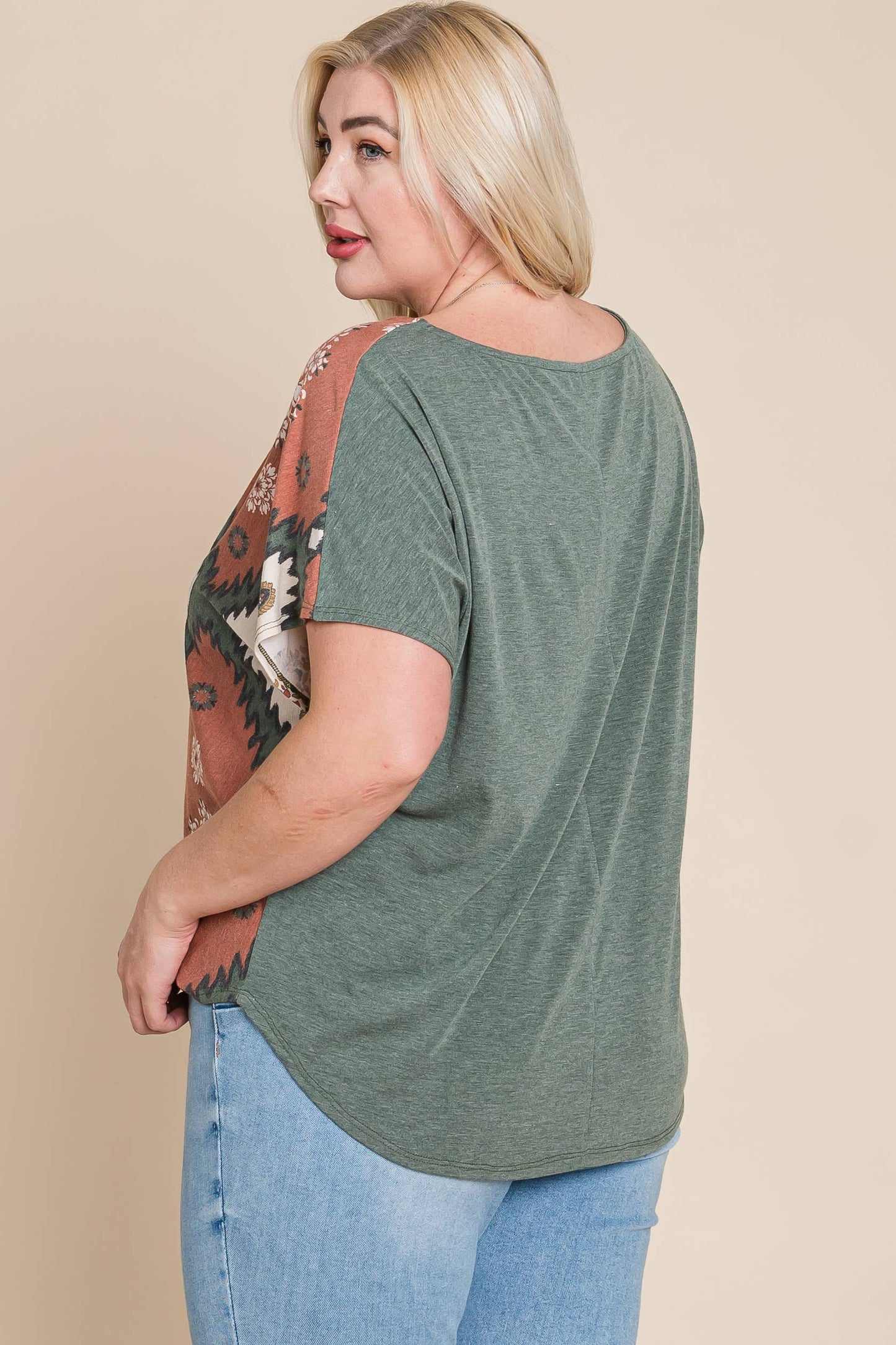ETK-8722-PL Plus Size Floral Chevron Off Shoulder Top