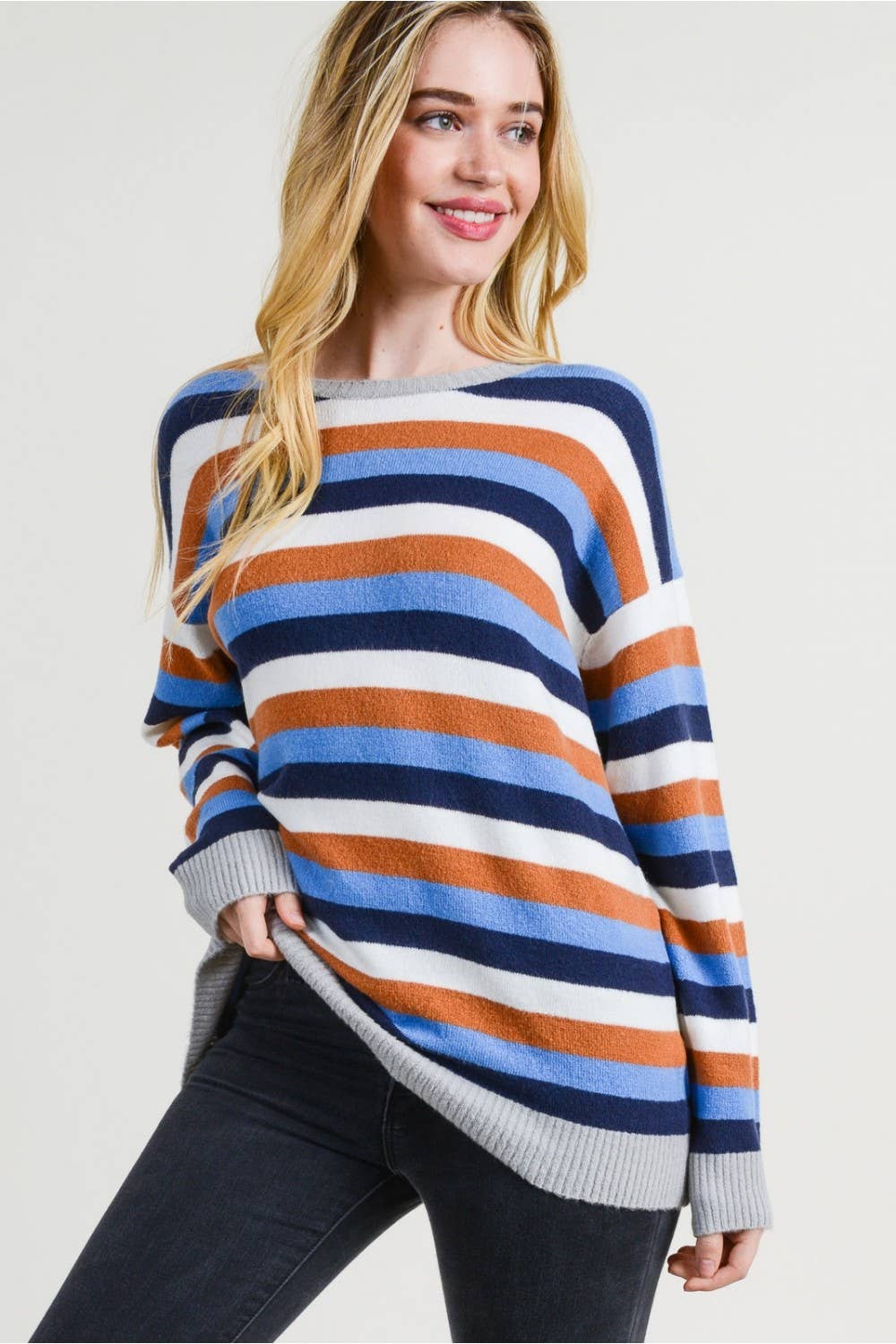 Chic Color Blocked Mock Neck Pullover 90067