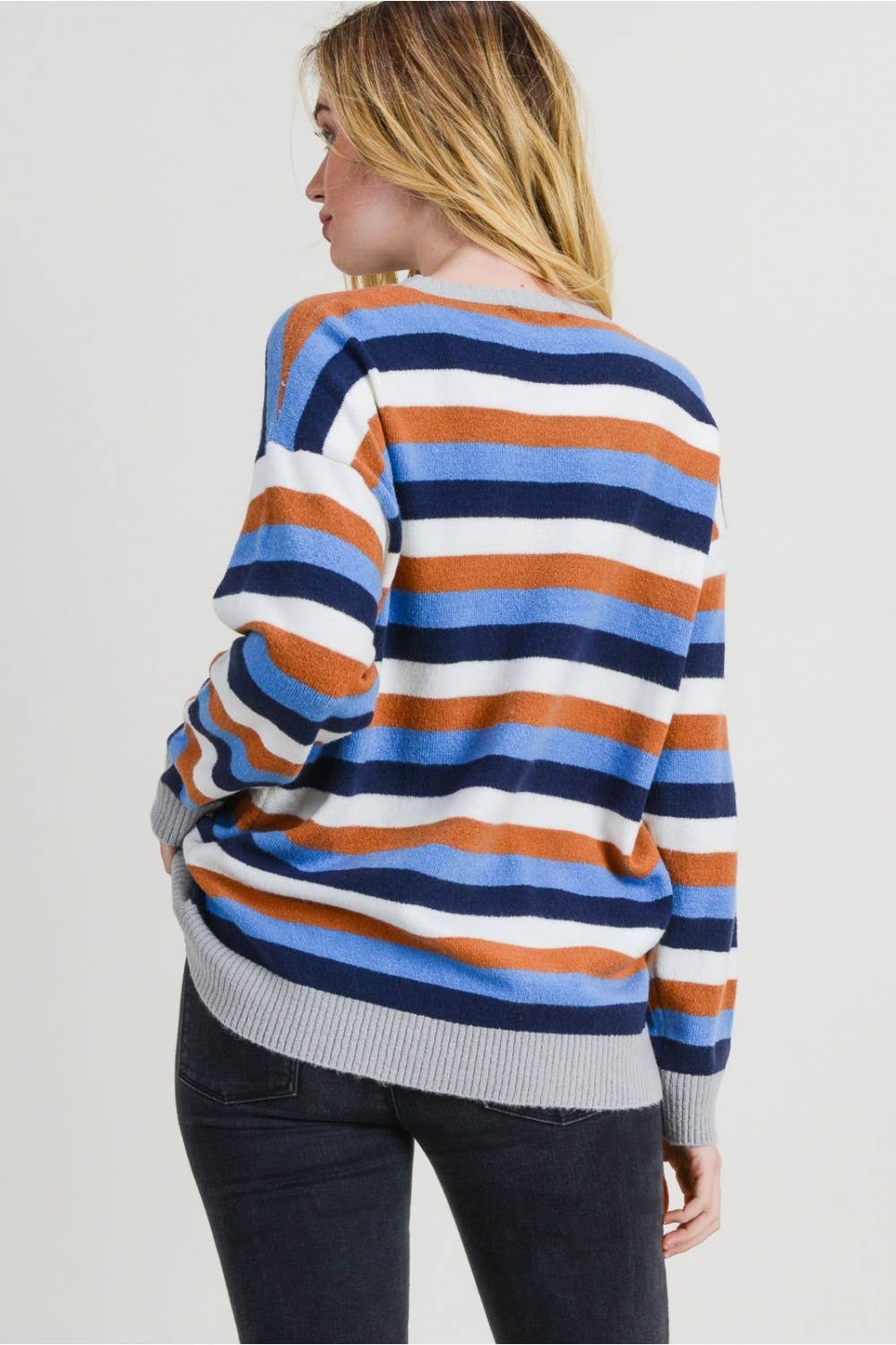 Chic Color Blocked Mock Neck Pullover 90067