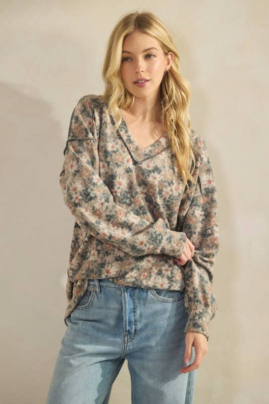 ET7650-30 LONG PUFF SLEEVE MULTI PRINT TOP