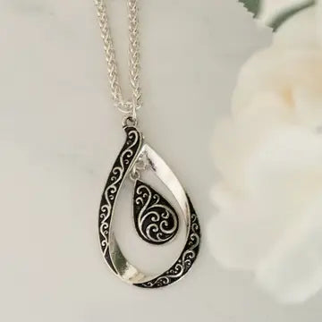 Engraved Pendant Necklace